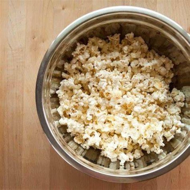 Can you Repop unpopped popcorn kernels on the stove?