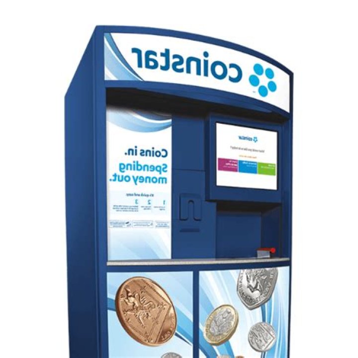 Do cash machines give coins?