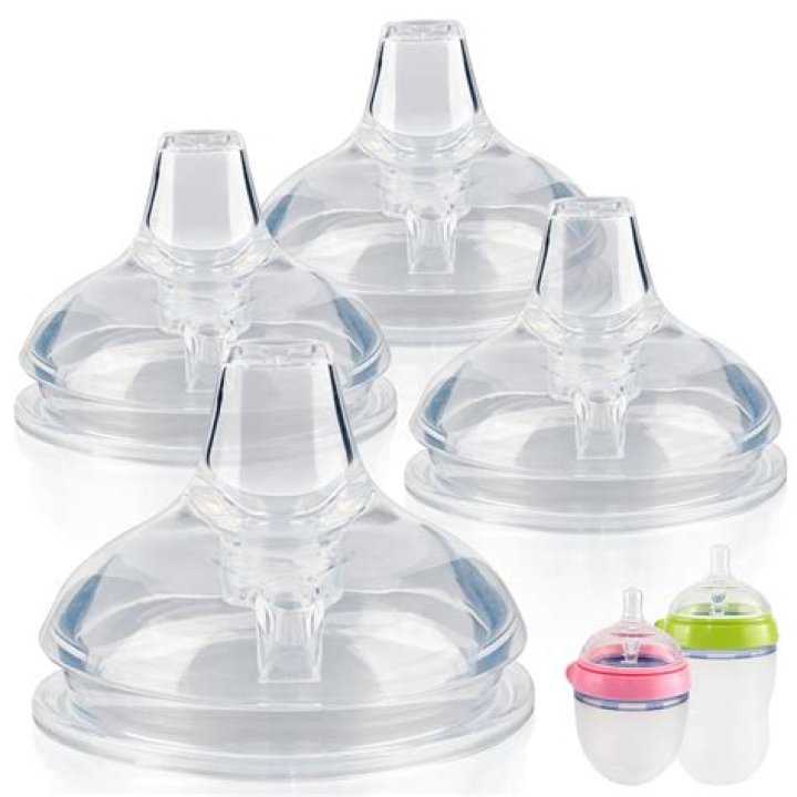 Do Comotomo bottles have different flow nipples?