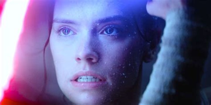 Does the force awakens have a post credit scene?