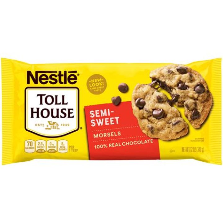 How many chocolate chips are in a 12 oz bag?