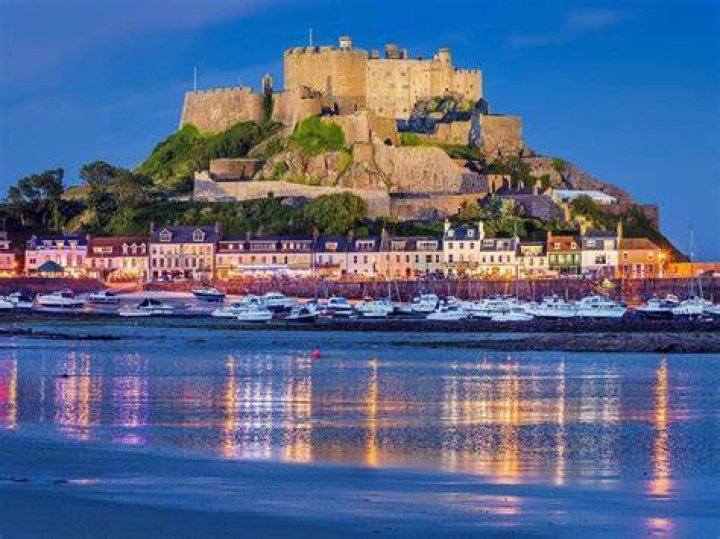 Is there a NHS in Jersey?