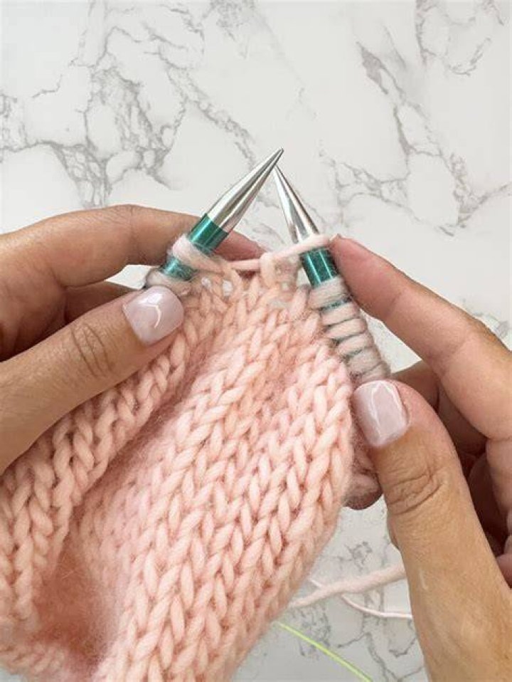 What does PSSO mean in knitting?