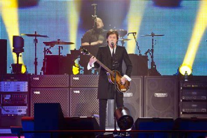 What gear does Paul McCartney use?