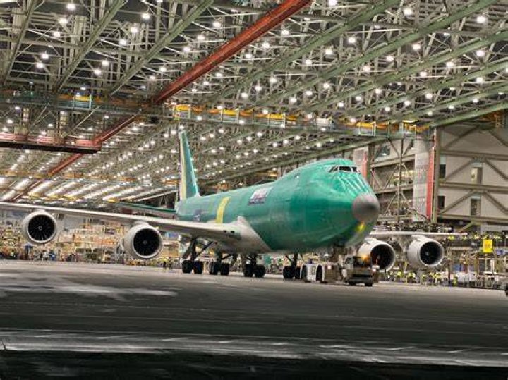 What planes are made in Russia?