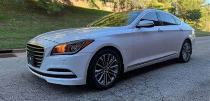 What problems do the Hyundai Genesis have?