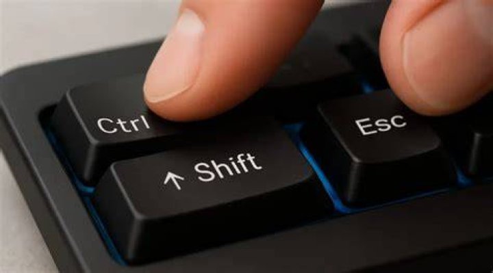 What will happen if I press Ctrl Shift Esc?