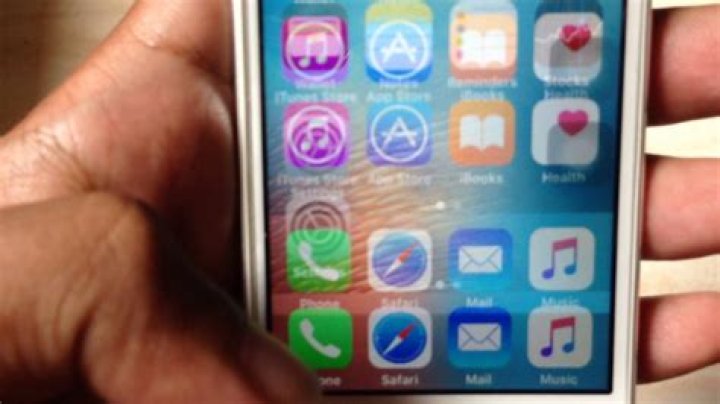 Why is my iPhone 5s screen shaking?